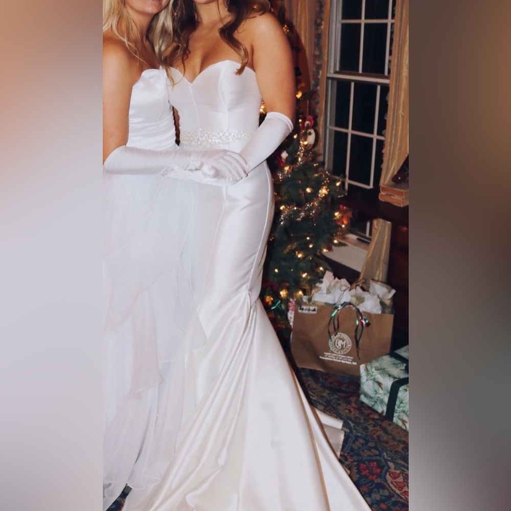 Vienna White Formal Gown